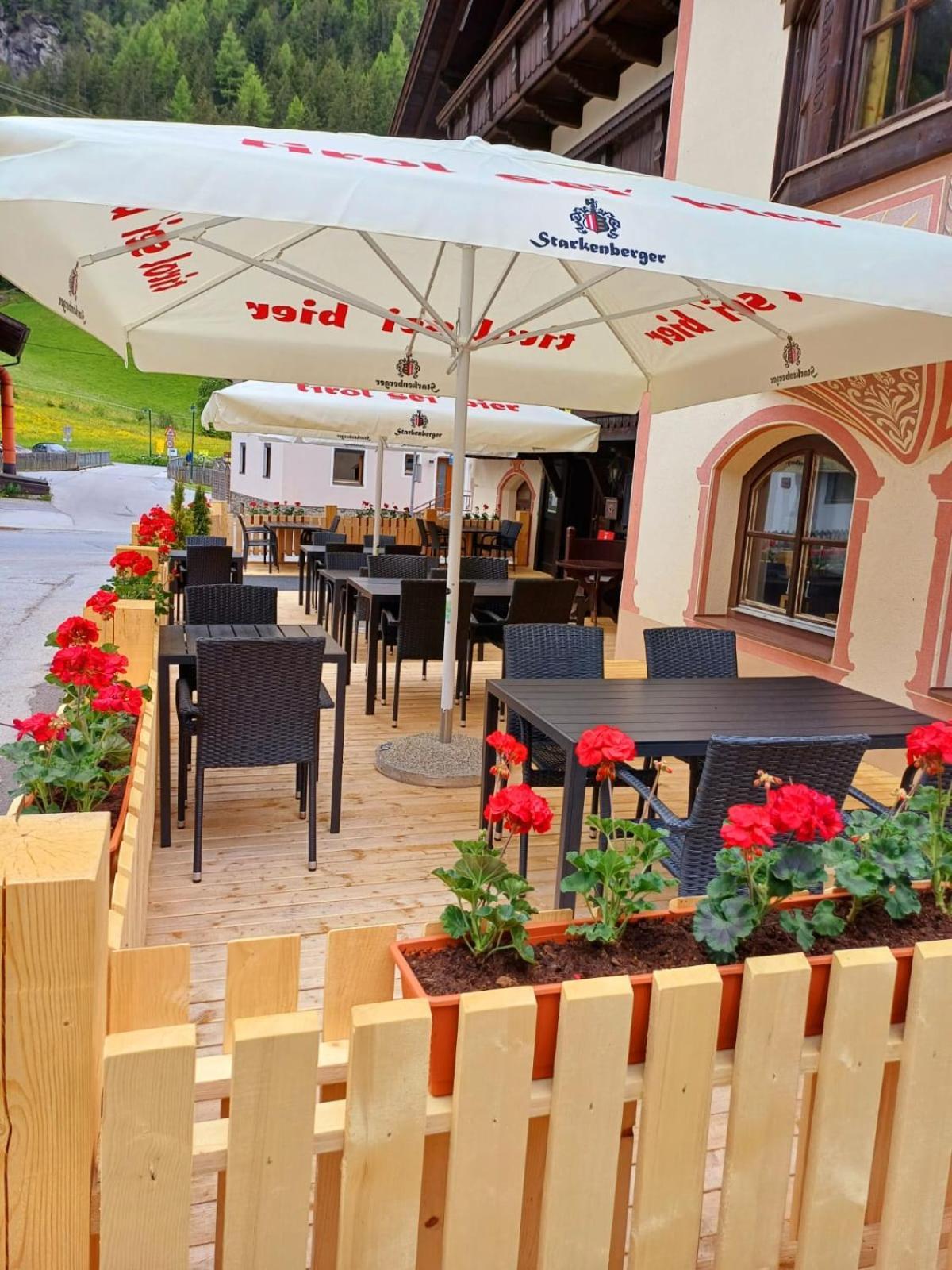Hotel Restaurant Liesele Sonne ซังคท์เลออนฮาร์ด อิม พิทซ์ทัล ภายนอก รูปภาพ