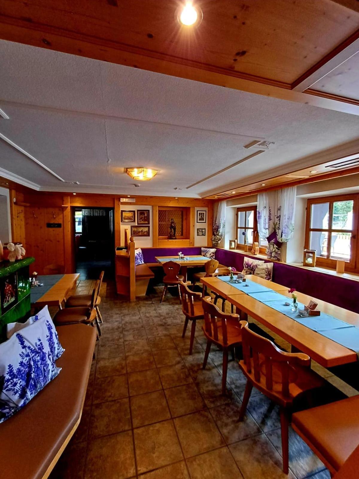 Hotel Restaurant Liesele Sonne ซังคท์เลออนฮาร์ด อิม พิทซ์ทัล ภายนอก รูปภาพ